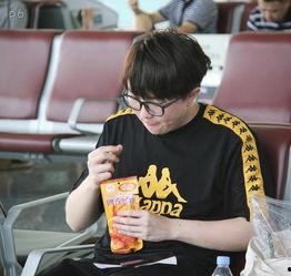 娱乐圈吃瓜毛不易,幕后故事与真实情感